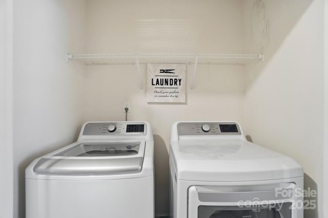 8012 Clairwood Drive, Charlotte, NC 28269