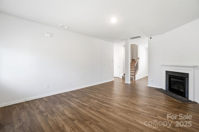 8012 Clairwood Drive, Charlotte, NC 28269