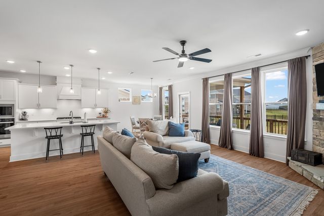 1170 Pebble Run Rd, Hendersonville, TN 37075