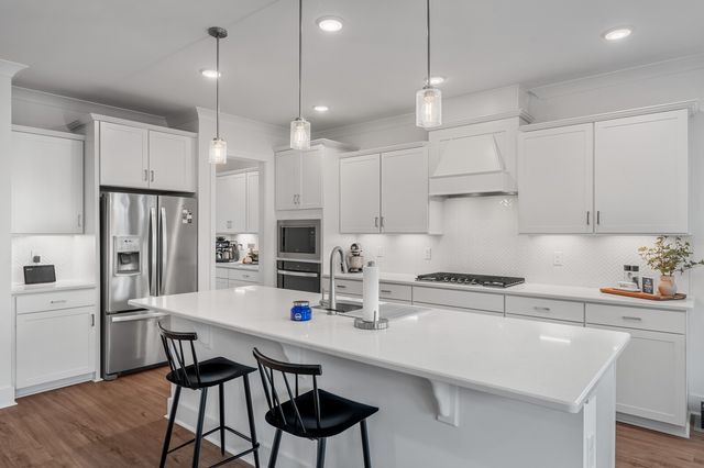 1170 Pebble Run Rd, Hendersonville, TN 37075