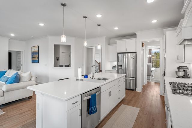 1170 Pebble Run Rd, Hendersonville, TN 37075