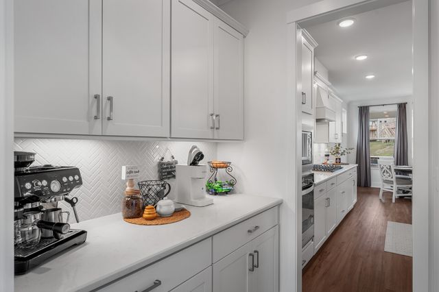 1170 Pebble Run Rd, Hendersonville, TN 37075