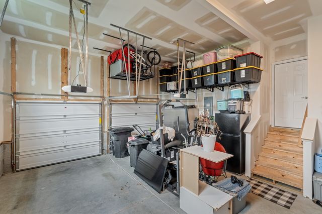 1170 Pebble Run Rd, Hendersonville, TN 37075