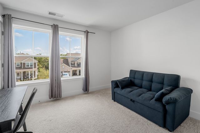 1170 Pebble Run Rd, Hendersonville, TN 37075