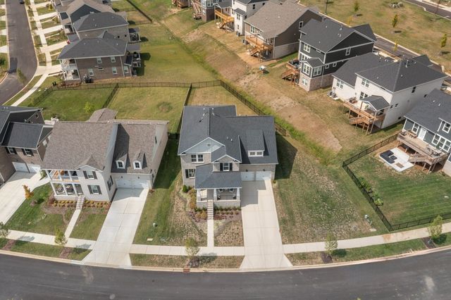 1170 Pebble Run Rd, Hendersonville, TN 37075