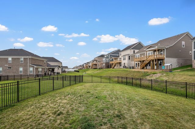 1170 Pebble Run Rd, Hendersonville, TN 37075