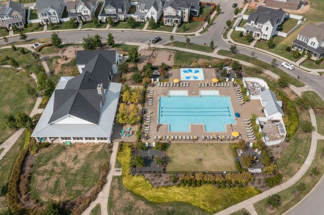 1170 Pebble Run Rd, Hendersonville, TN 37075