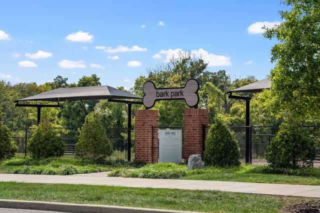 1170 Pebble Run Rd, Hendersonville, TN 37075