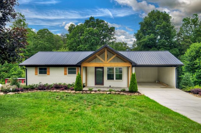 975 Goss Road, Epworth, GA 30541