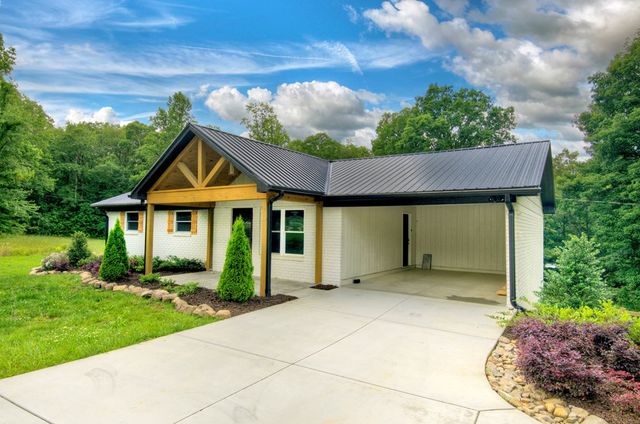 975 Goss Road, Epworth, GA 30541