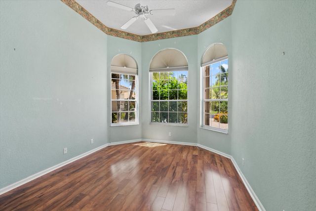 10911 Royal Devon Way, Lake Worth, FL 33449