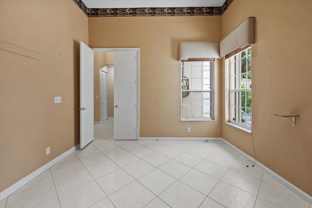10911 Royal Devon Way, Lake Worth, FL 33449