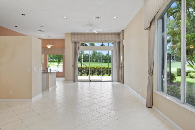 10911 Royal Devon Way, Lake Worth, FL 33449