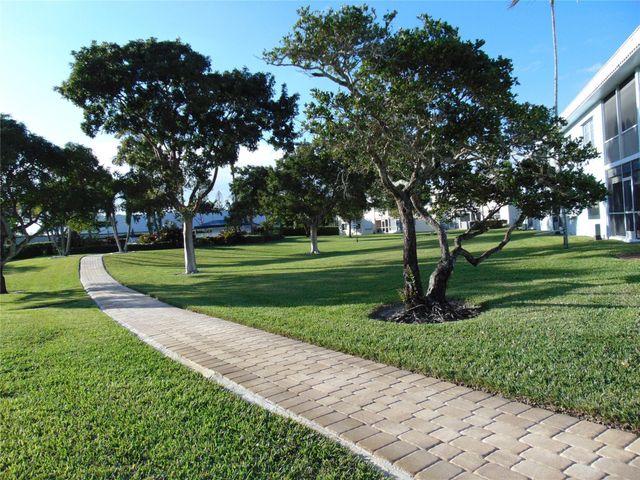 9788 Marina Boulevard 313, Boca Raton, FL 33428