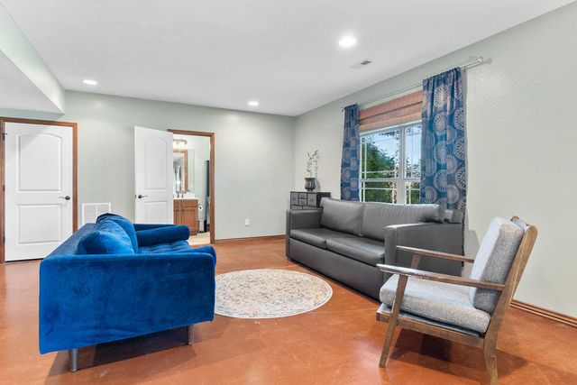 647 N Althea Avenue, Nixa, MO 65714