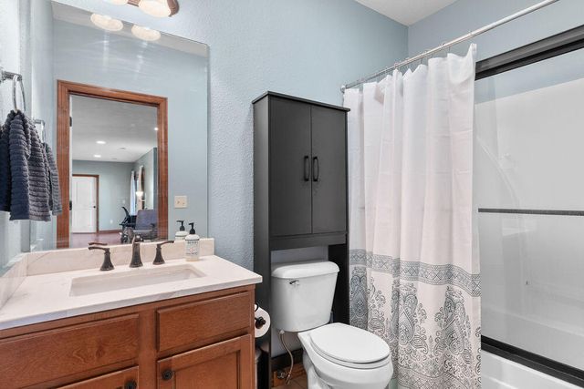 647 N Althea Avenue, Nixa, MO 65714