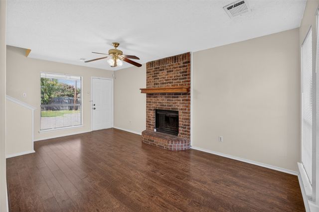 5719 Red Cactus Court, Arlington, TX 76017