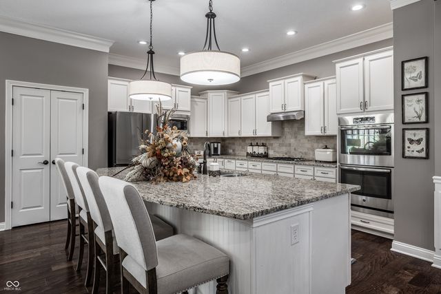 2595 Grafton Street, Carmel, IN 46032