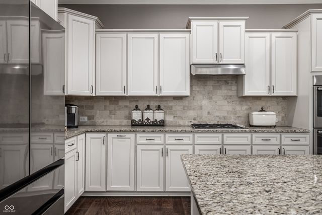 2595 Grafton Street, Carmel, IN 46032