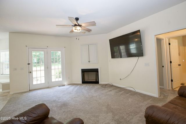 130 Pinecone Court, Seven Lakes, NC 27376