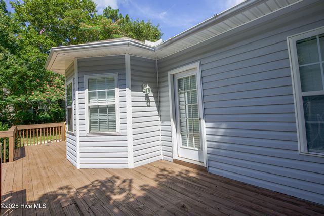 130 Pinecone Court, Seven Lakes, NC 27376