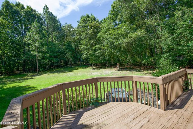 130 Pinecone Court, Seven Lakes, NC 27376