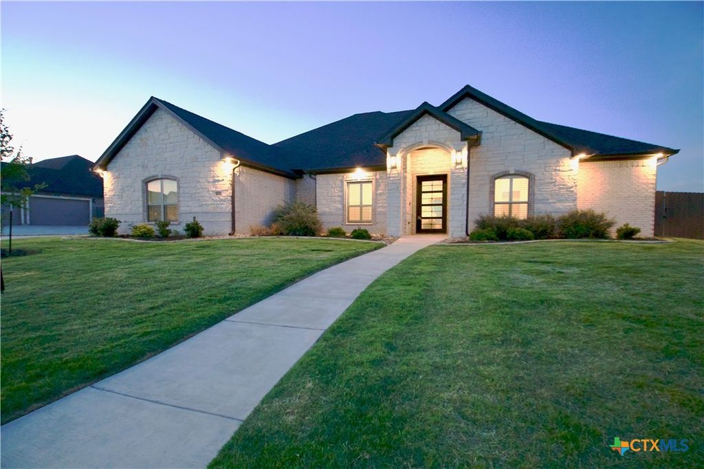 9110 Woodbine Drive, Temple, TX 76502