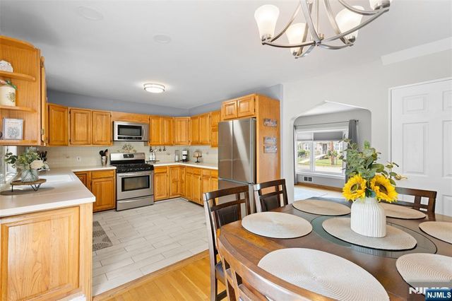 40 N Garwood Court, Garfield, NJ 07026