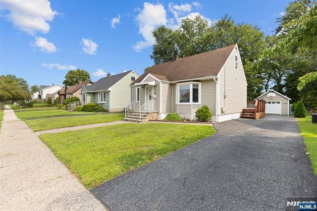40 N Garwood Court, Garfield, NJ 07026