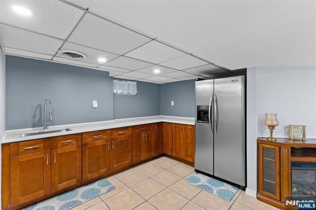 40 N Garwood Court, Garfield, NJ 07026