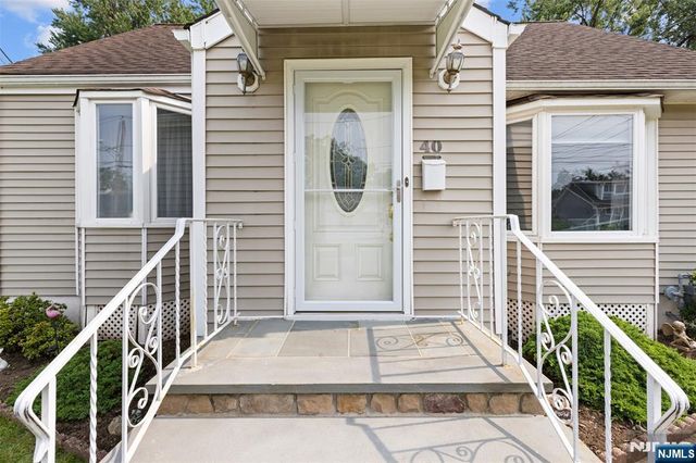 40 N Garwood Court, Garfield, NJ 07026