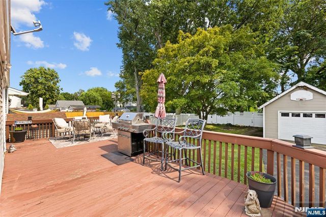 40 N Garwood Court, Garfield, NJ 07026