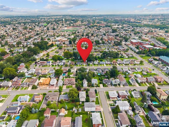 40 N Garwood Court, Garfield, NJ 07026