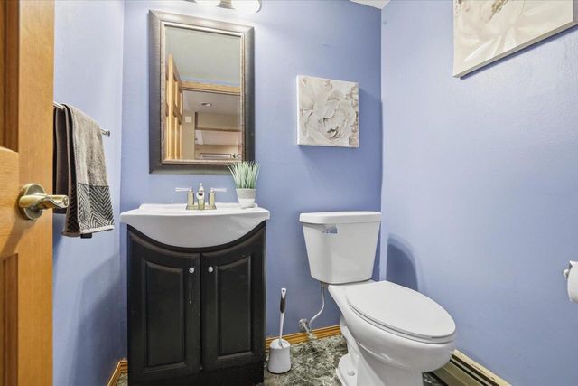 S78W31190 Sugden ROAD, Mukwonago, WI 53149