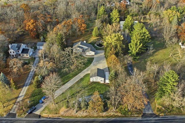 S78W31190 Sugden ROAD, Mukwonago, WI 53149