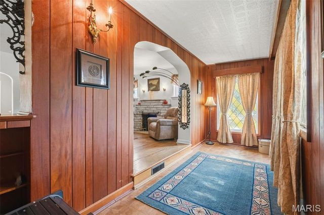 411 Cherry Lane, Warrenton, MO 63383