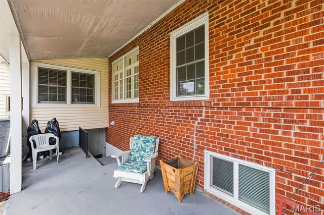 411 Cherry Lane, Warrenton, MO 63383