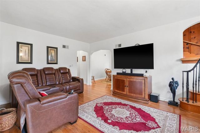 411 Cherry Lane, Warrenton, MO 63383