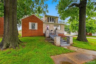411 Cherry Lane, Warrenton, MO 63383