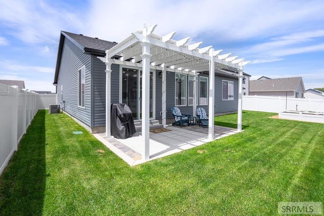676 S 2315 W, Rexburg, ID 83440
