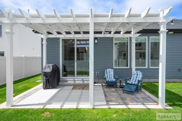 676 S 2315 W, Rexburg, ID 83440