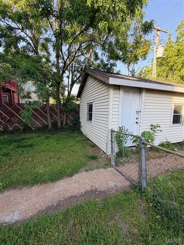 6726 Vermont Avenue, St Louis, MO 63111