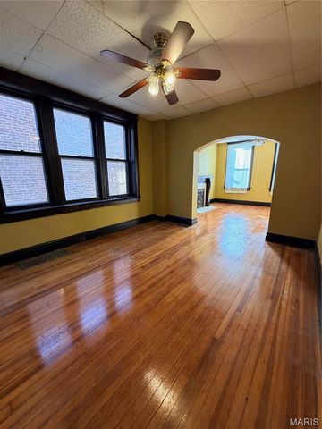 6726 Vermont Avenue, St Louis, MO 63111