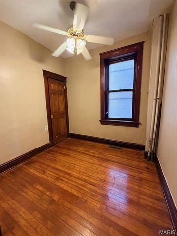 6726 Vermont Avenue, St Louis, MO 63111