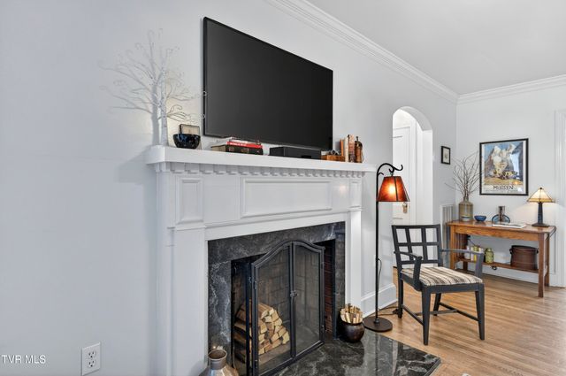 142 Campbell Avenue, Marion, VA 24354