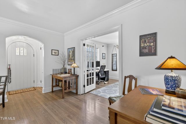 142 Campbell Avenue, Marion, VA 24354