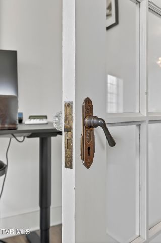 142 Campbell Avenue, Marion, VA 24354