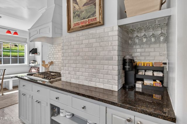 142 Campbell Avenue, Marion, VA 24354