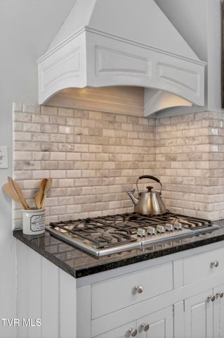 142 Campbell Avenue, Marion, VA 24354