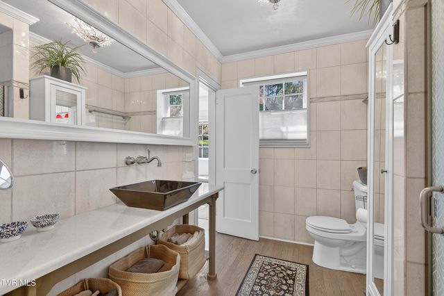 142 Campbell Avenue, Marion, VA 24354